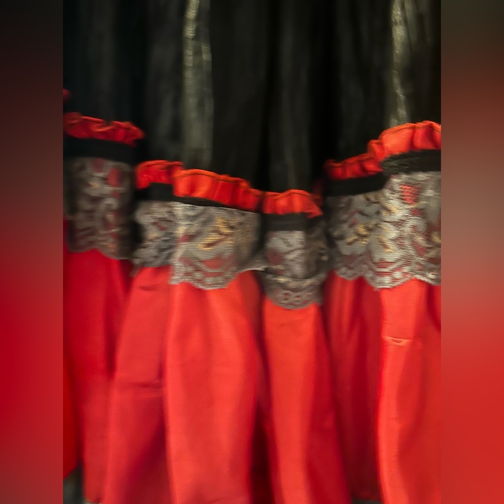 Renaissance festival saloon girl skirt. Custom made! - Picture 2 of 2